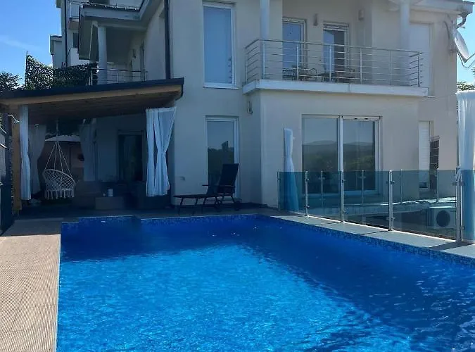 Ferienhaus 度假居 *